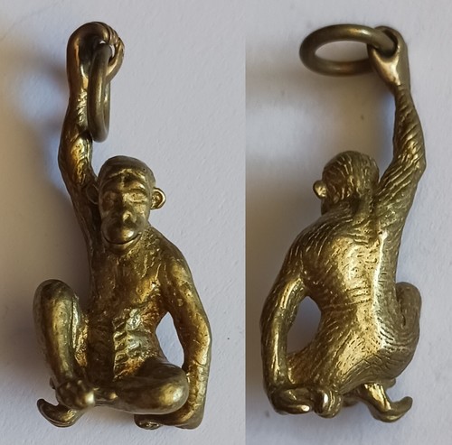 Pendentif petit singe - petit, en
