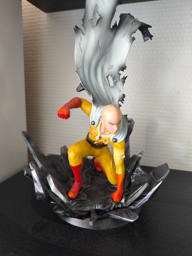 One punch man - , figurine