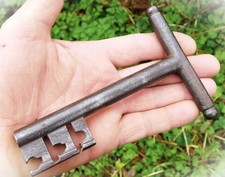 Ancienne Grosse Clé de Coffre
