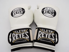 Cleto Reyes Hook & Loop