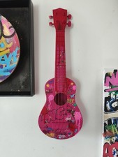 Oeuvre Street art contemporain de l'artiste Namec - 2025 ''Guit'art'"