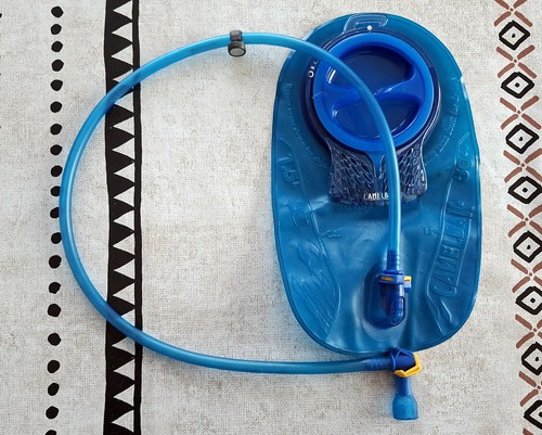 Poche eau camelbak antidote - à,