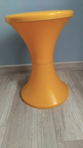 Tabouret rouge vintage - tabouret, tam-tam