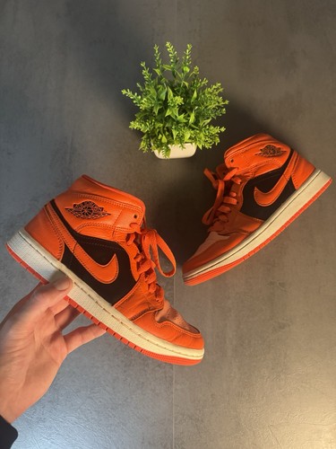 Nike air jordan orange et - air,