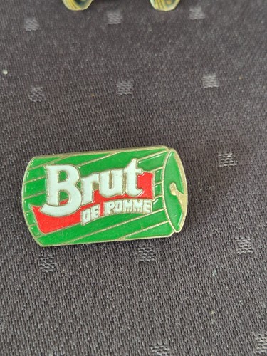 Collectable pin brut - -,