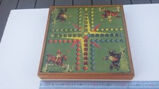 Ancien coffret de jeux de