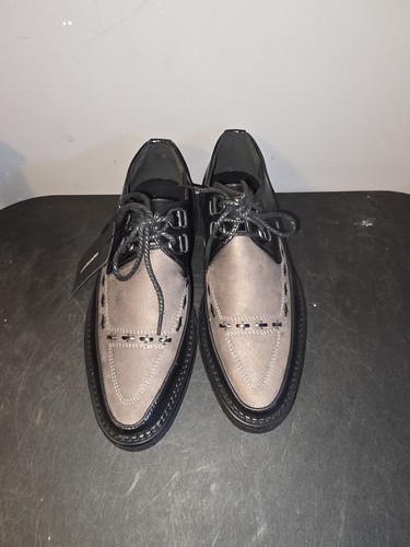 Nwt straight hell pointed - nwt,