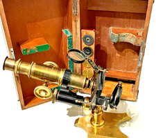 Instrument scientifique - "RADIGUET " Microscope en coffret - Mikroskope- XIX èm