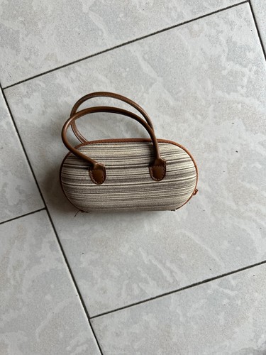 Etui lunette avec anse style - anse,