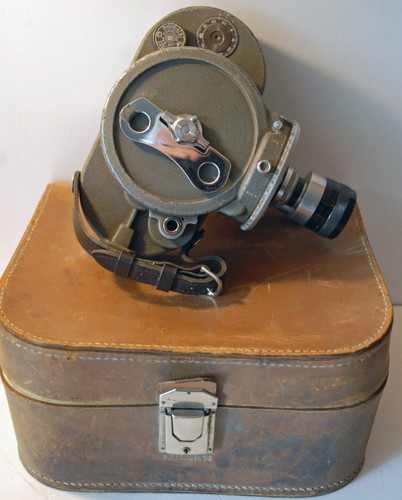 Camera bell howell 70 - , "
