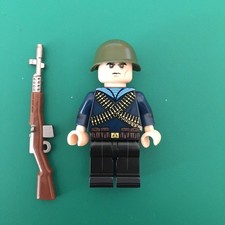 BRICKS WW2 MINIFIGURE FUSILIER