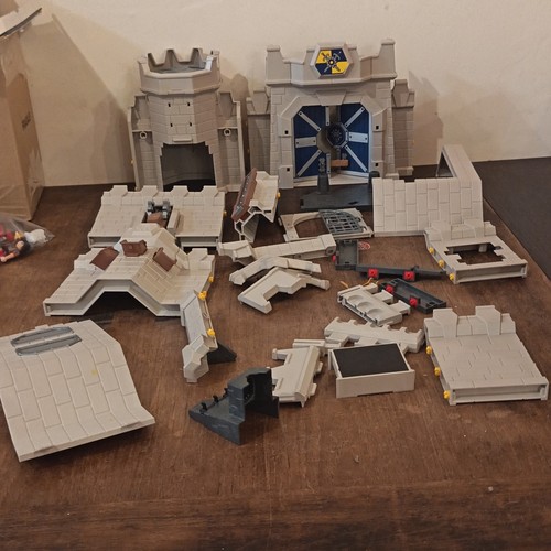 Pièces détachées playmobil - pièces,