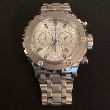 Montre à quartz Invicta