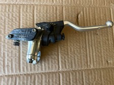 maitre cylindre de frein avant