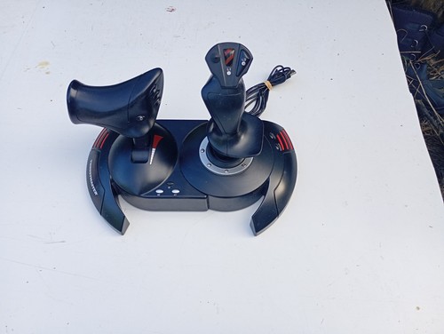 Joystick thrustmaster flight - joystick, t.flight