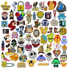 30 Assorted Disney Park Pin