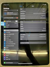 Apple iPad Pro 5th Gen 512GB, 12.9 in Wi-Fi-Silver-Grade D