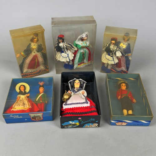 Lot poupées souvenir - lot,