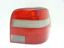 Feu arriere principal droit