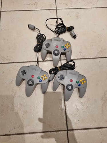 Lot manettes nintendo 64 - manettes,
