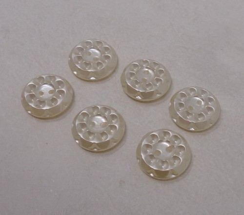 Lot boutons anciens en - anciens,