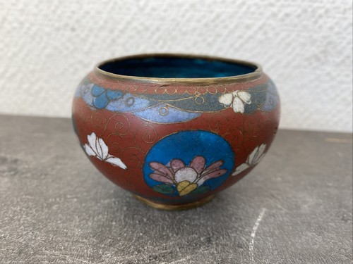 Ancien petit pot - ancien, Émail