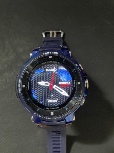 Montre connectée casio - montre,