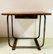 bureau circa tubulure et