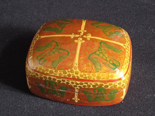 Boite ancienne laque russe - ancienne,