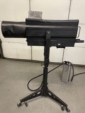 Lycian Starklite 1271 medium lens follow spot stage light