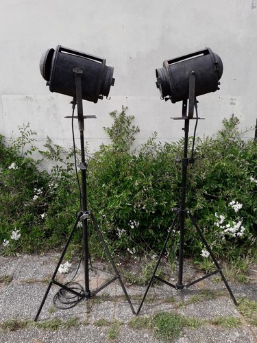 Projecteurs cinema ae - projecteurs, de