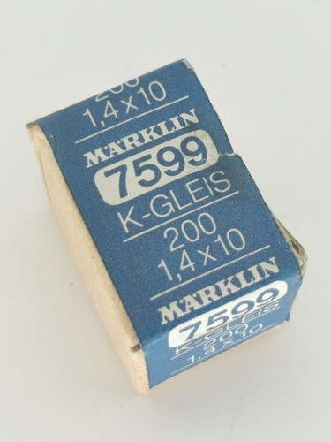 Märklin 7599 boite 200 vis - 7599,