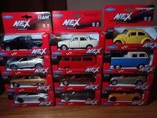 12 Voitures Miniatures Welly #