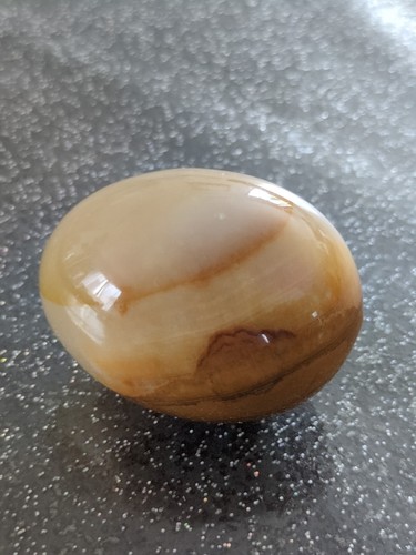 Oeuf beige marron - oeuf, en