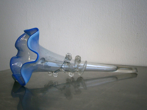 Vase cornet fleur - cornet, 19°s