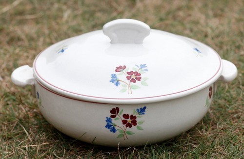 Soupière légumier faience