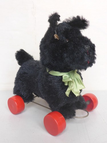Ancien jouet chien sur - ancien,