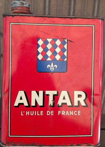 Anciens bidons huile - bidons,