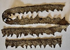 Rare Dentelle Métallique aux