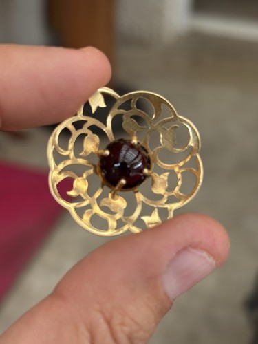 Pendentif fleur ajourée en - fleur,