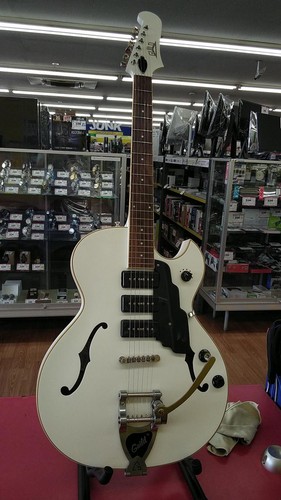 Guitare électrique