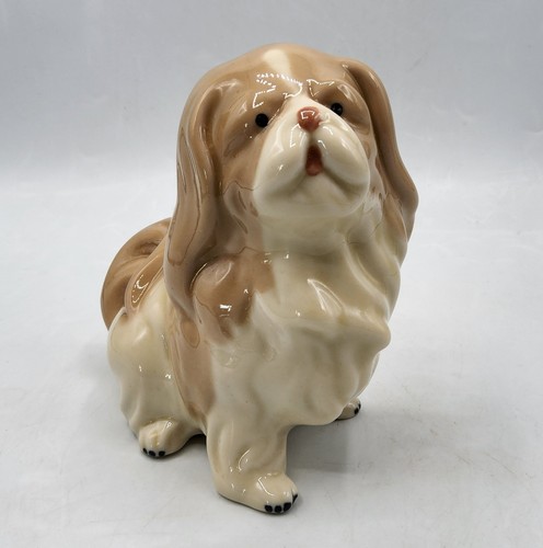 Sculpture figurine zoomorphe
