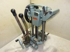 Machine de découpe d'outils