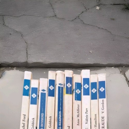 Lot livres anciens - 20, romans