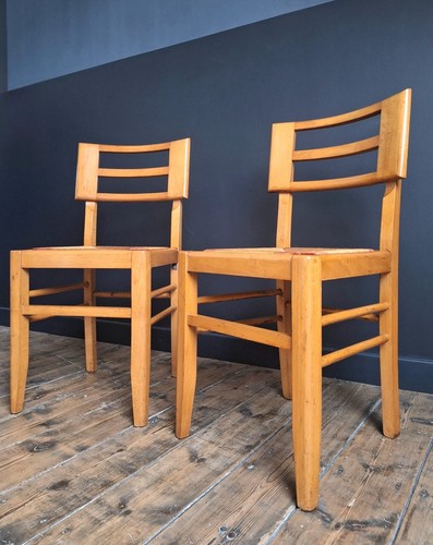Paire chaises design pierre - paire, de