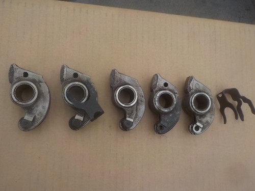 Lot culbuteur bmw moteur - culbuteur,