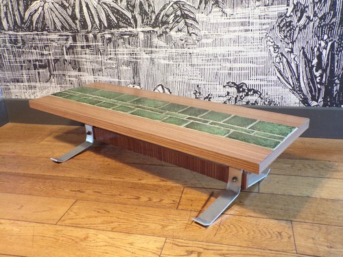 Petite table - petite,