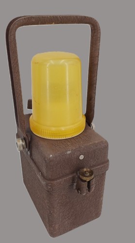 Lampe portative ancienne - , en