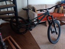 2022 Commencal Clash Small Aluminum Full Suspension 180X170mm Used Mountain Bike