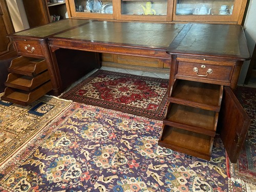Immense bureau etat major - bureau, d'etat-major